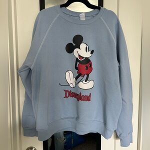 Women’s Disneyland sweatshirt